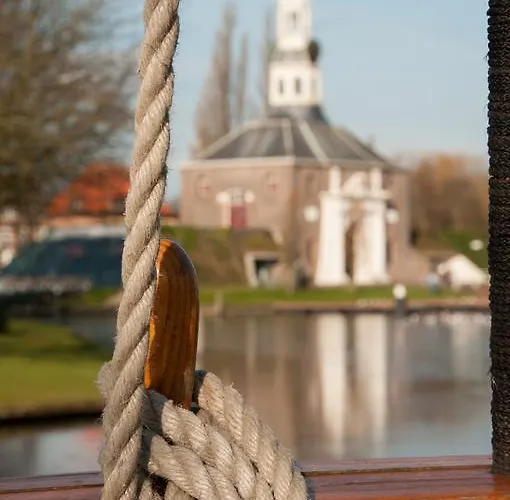 Zeilschip De Vrouw Dina