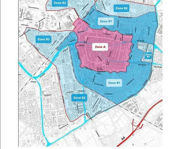 Zeilschip De Vrouw Dina * Leiden